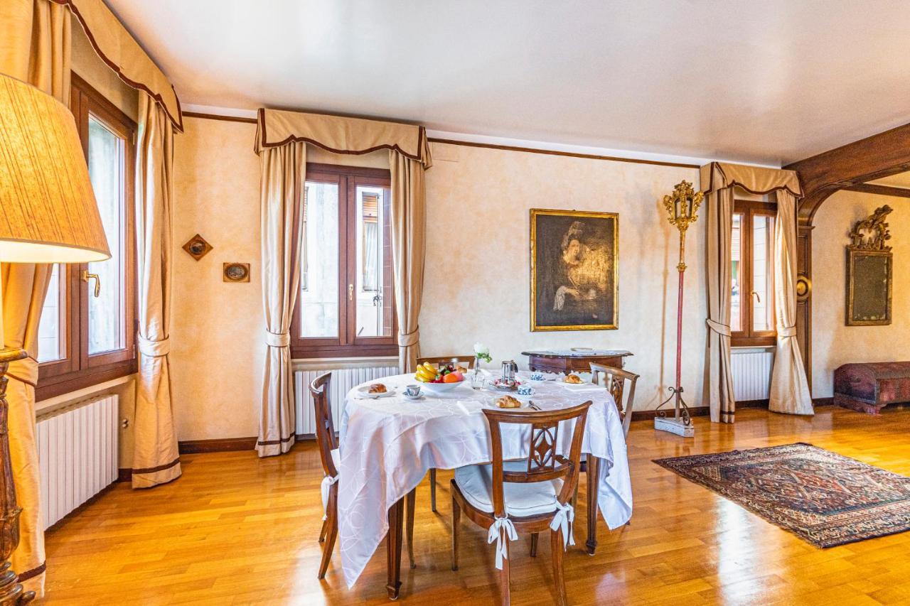 Ca' Pellegrini Luxury Grand Canal Venesia Bagian luar foto