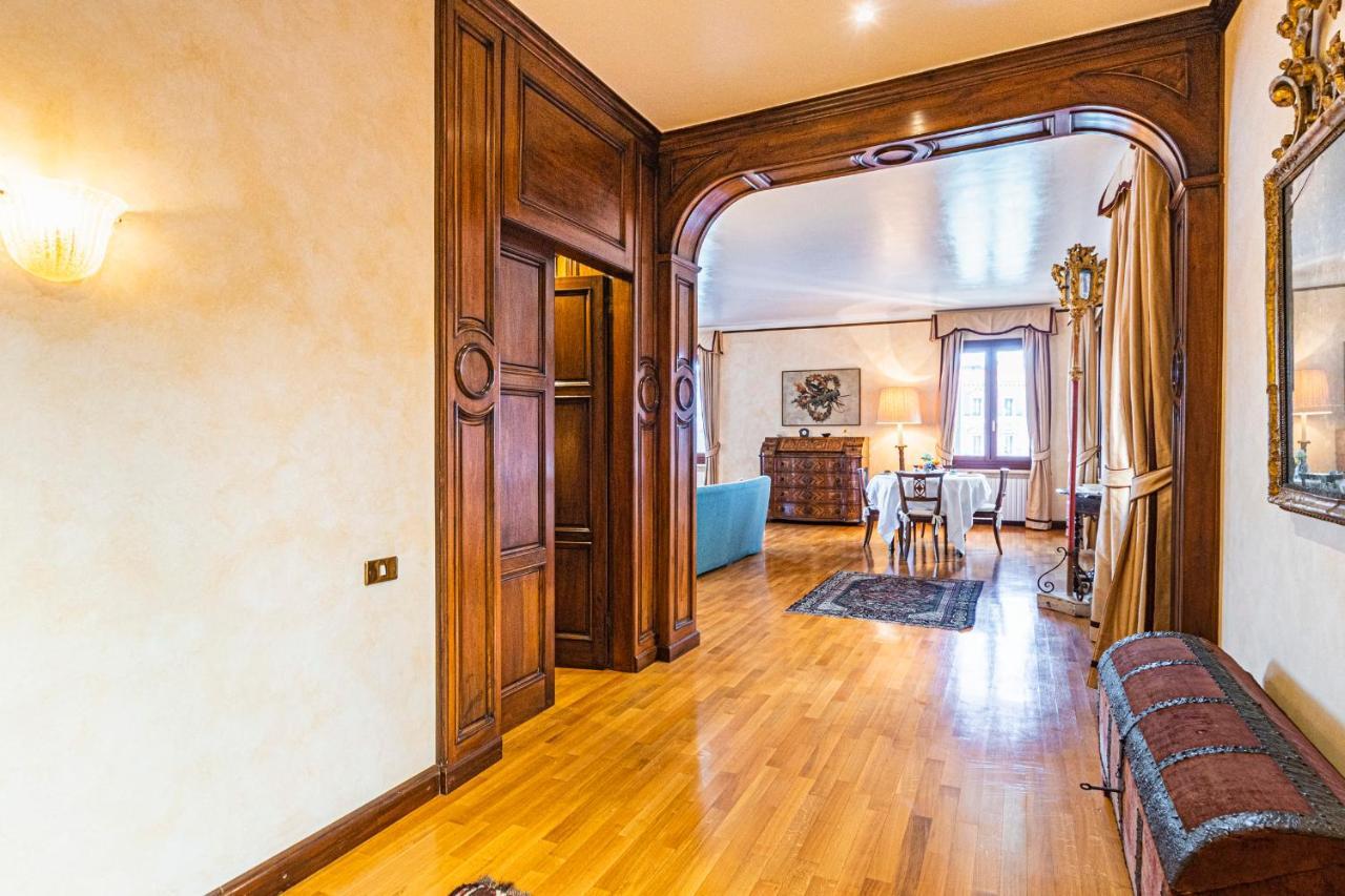 Ca' Pellegrini Luxury Grand Canal Venesia Bagian luar foto