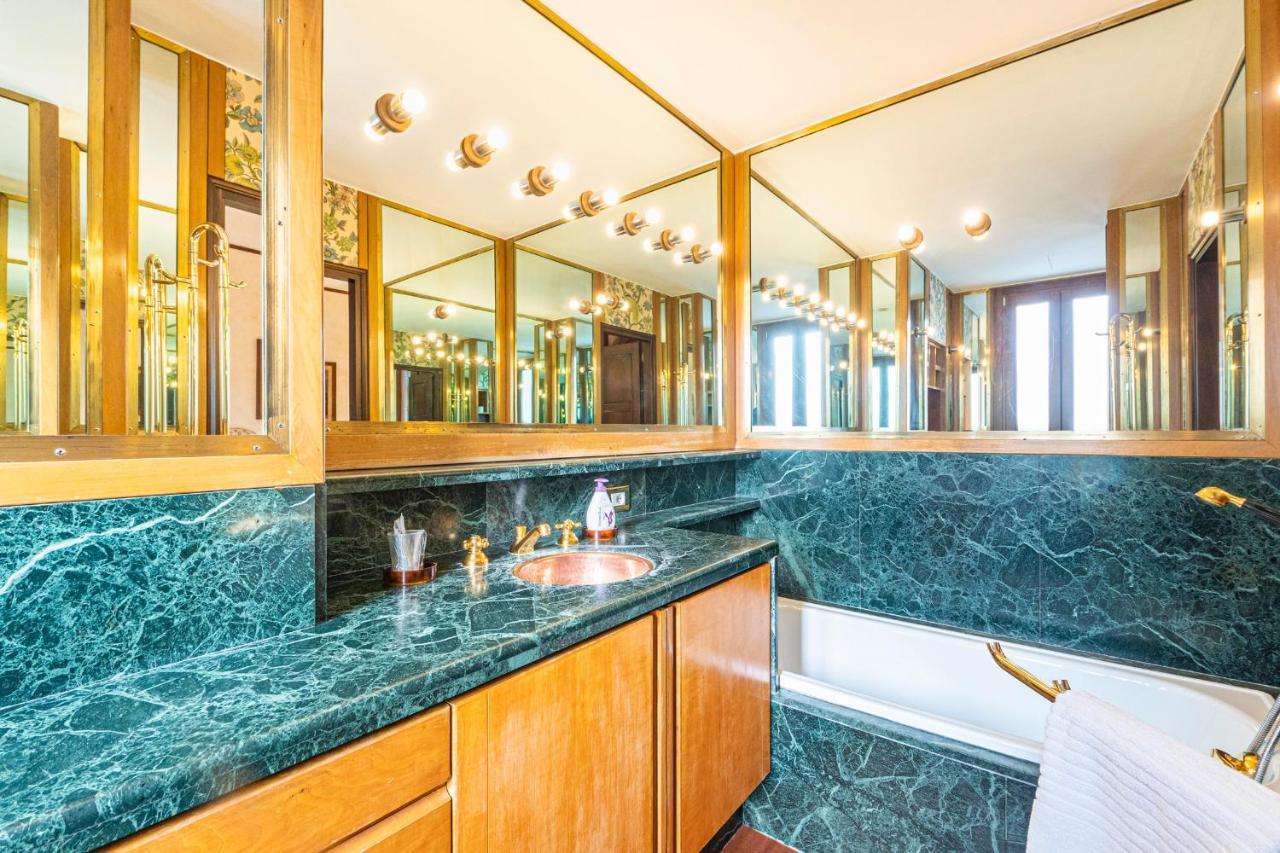 Ca' Pellegrini Luxury Grand Canal Venesia Bagian luar foto