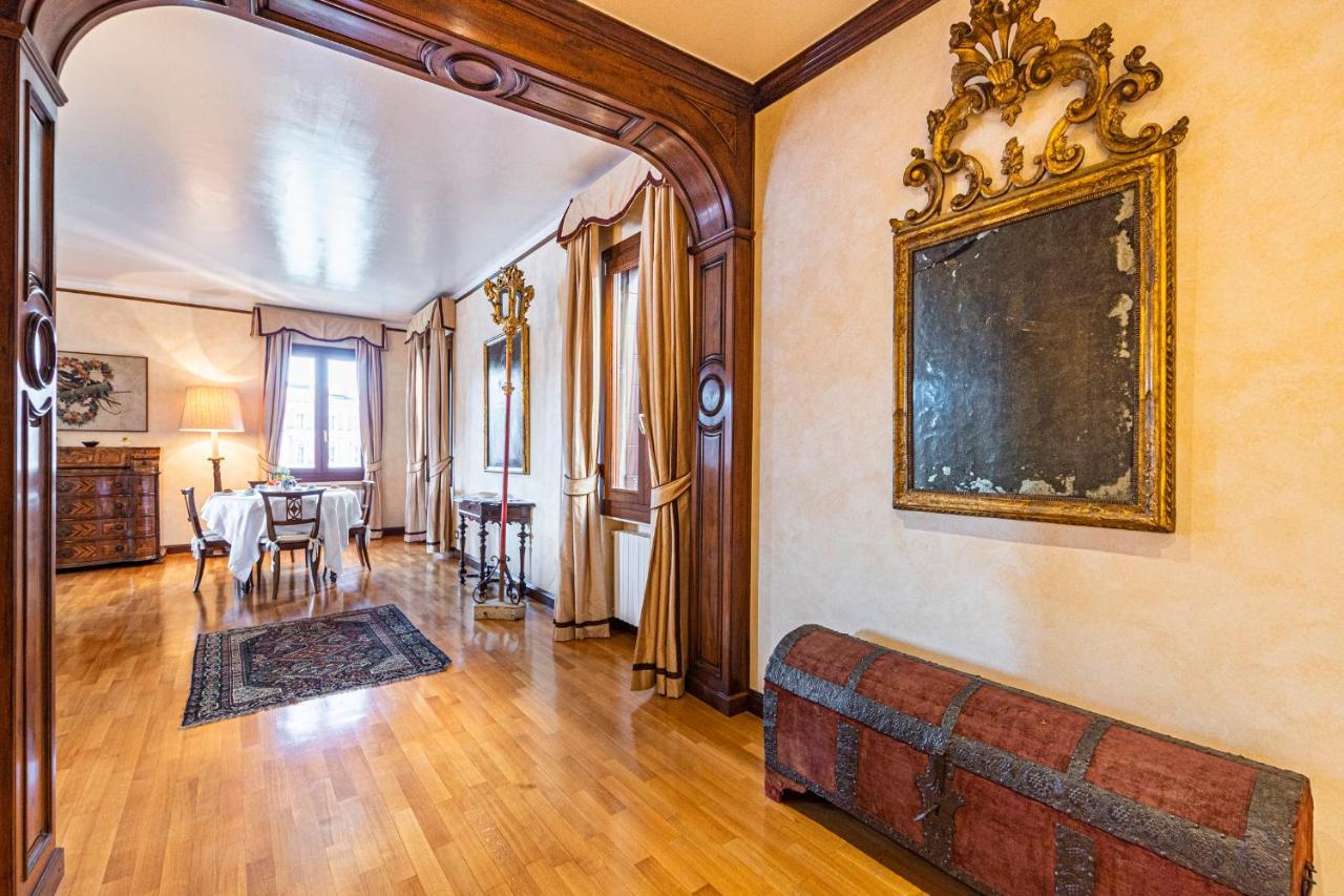 Ca' Pellegrini Luxury Grand Canal Venesia Bagian luar foto