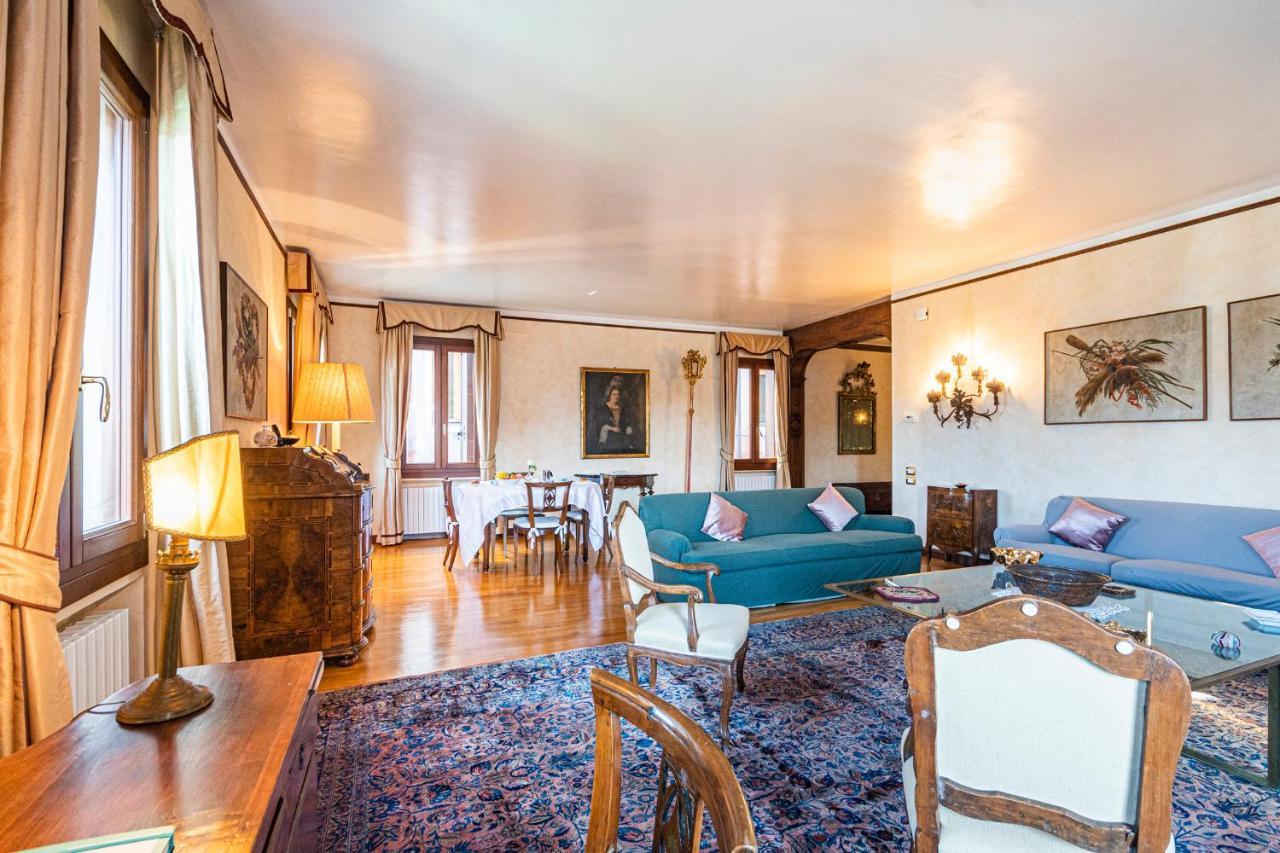 Ca' Pellegrini Luxury Grand Canal Venesia Bagian luar foto