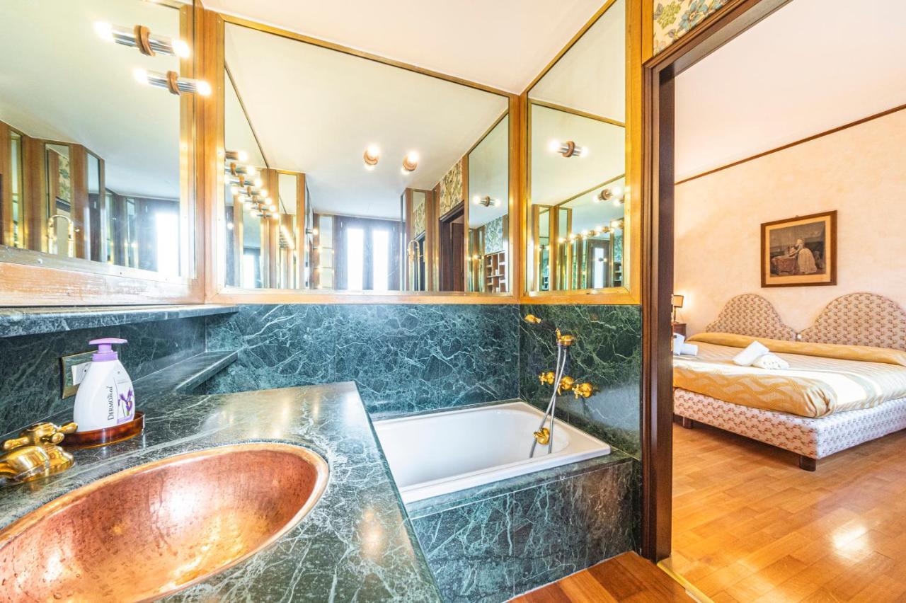 Ca' Pellegrini Luxury Grand Canal Venesia Bagian luar foto