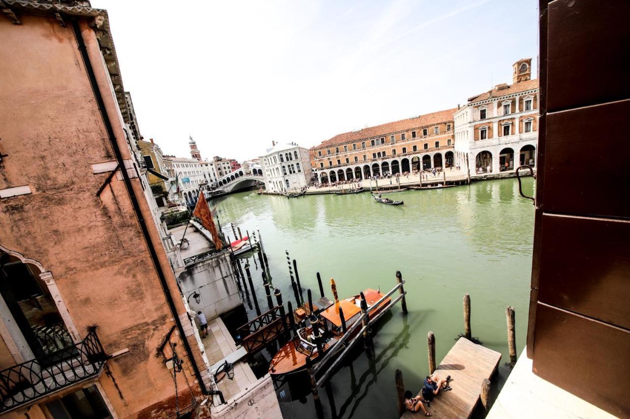 Ca' Pellegrini Luxury Grand Canal Venesia Bagian luar foto